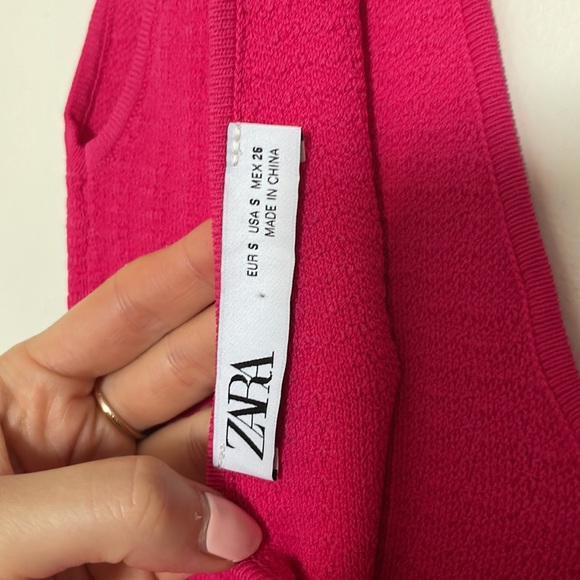 Stunning Raspberry knit dress - Picture 6 of 6